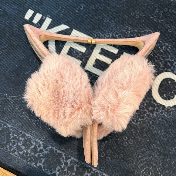 Cape Robbin faux fur slip on pointed toe heels women’s size 9 mauve / pink - Picture 7 of 8